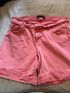 Liverpool Coral Pink Roll-Cuff Jean Shorts